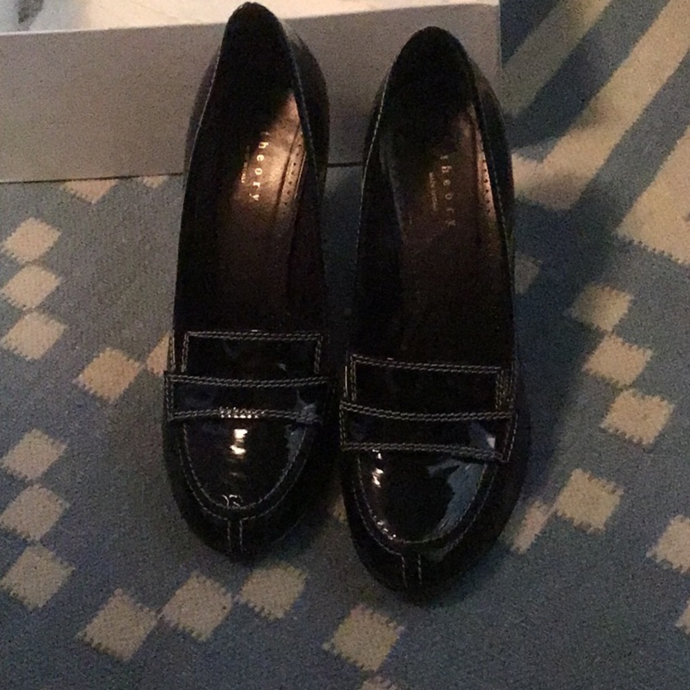 Theory, made in Italy, 3” heel black pump, size 37 1/2, perfect condition